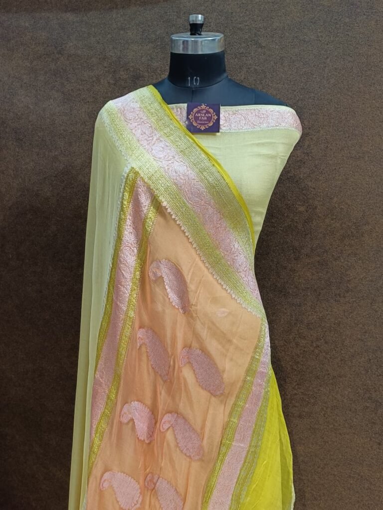 Peach Cream Chiffon Saree With Zari Border Pallu Buti